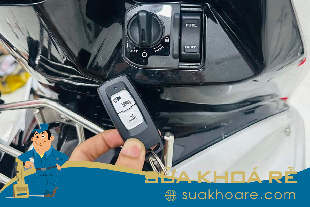 Làm chìa khóa xe Honda Airblade tại nhà TPHCM